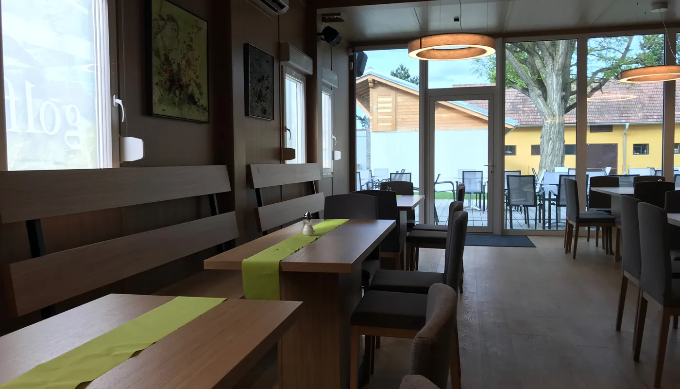 Algeco Tische und Bänke rustikal