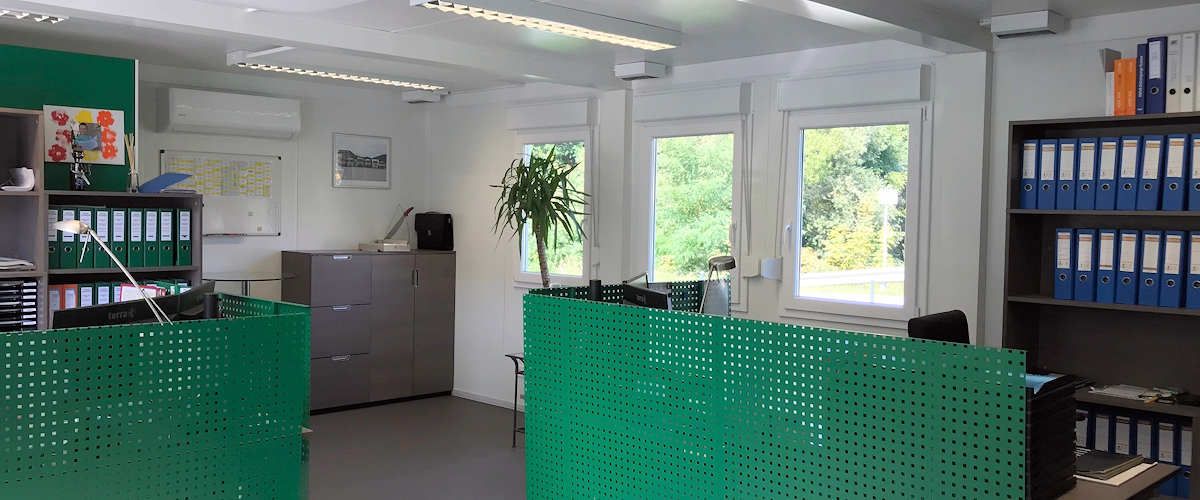 Algeco Bürocontainer Innenansicht bei einem Transportunternehmen