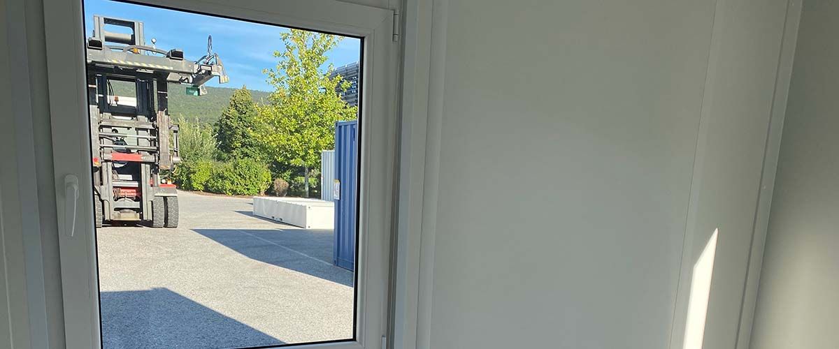 Algeco Bürocontainer 10ft Fenster